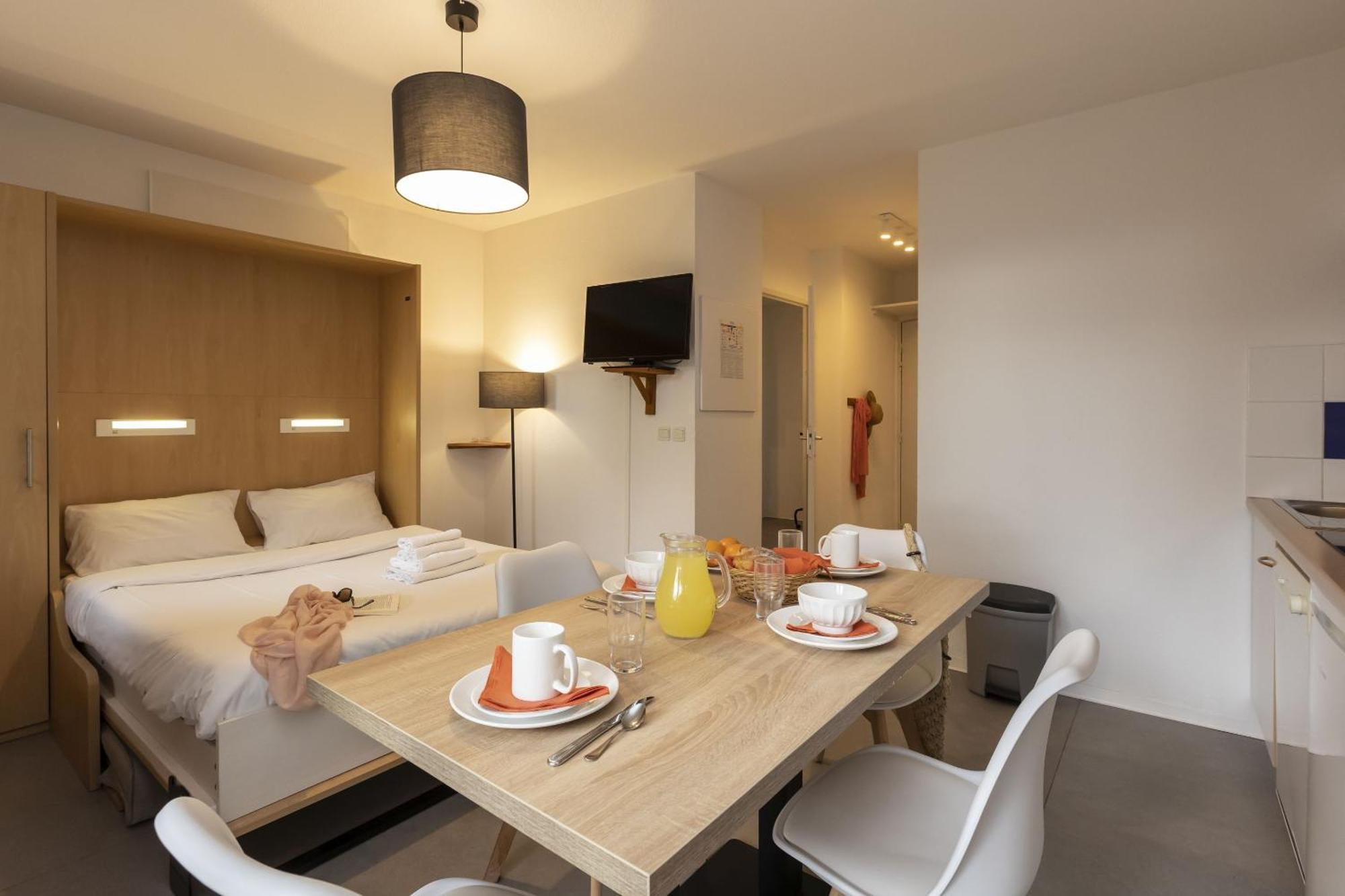 Residence Odalys Mille Soleils Фон-Ромё Экстерьер фото