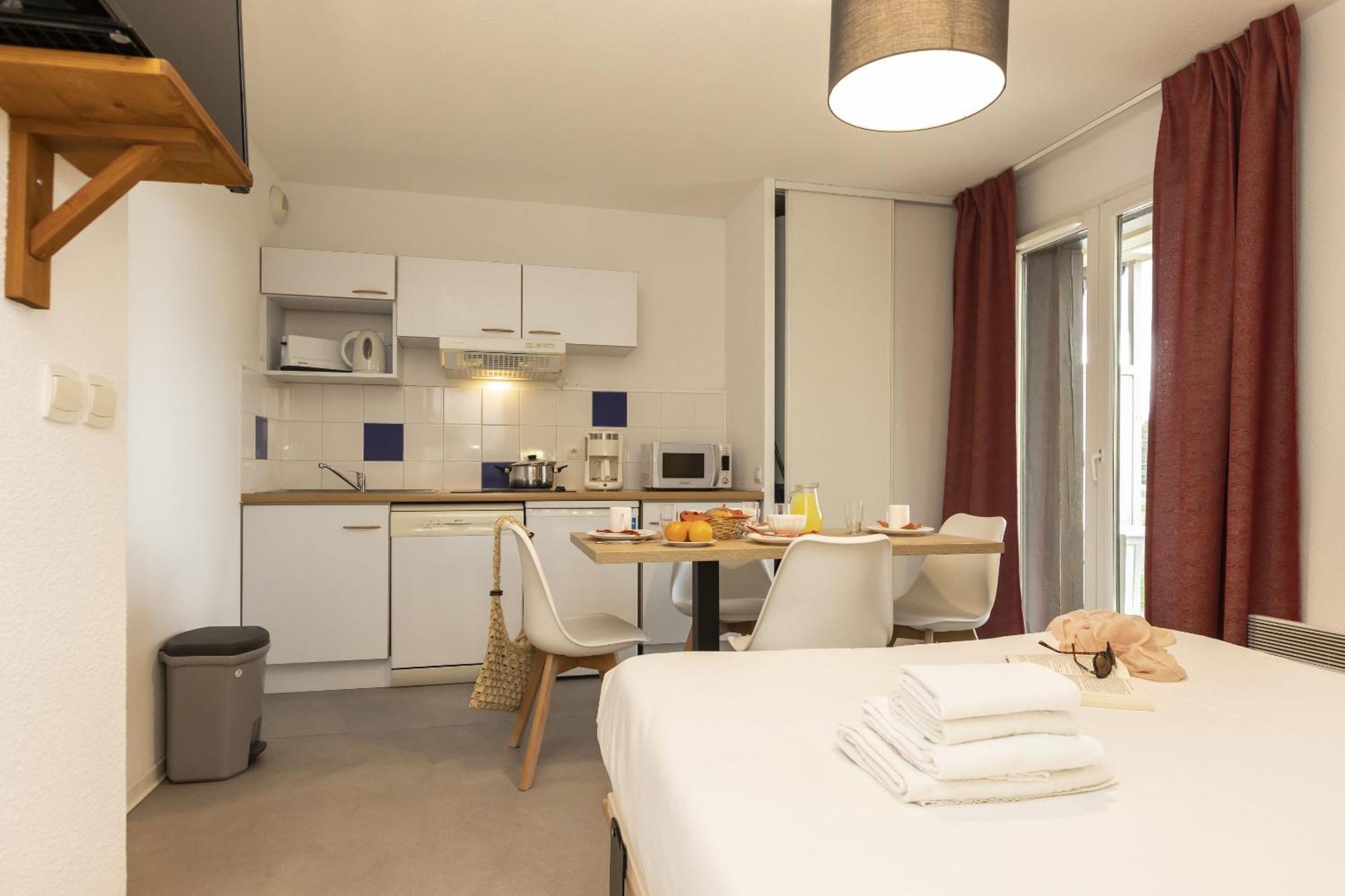 Residence Odalys Mille Soleils Фон-Ромё Экстерьер фото